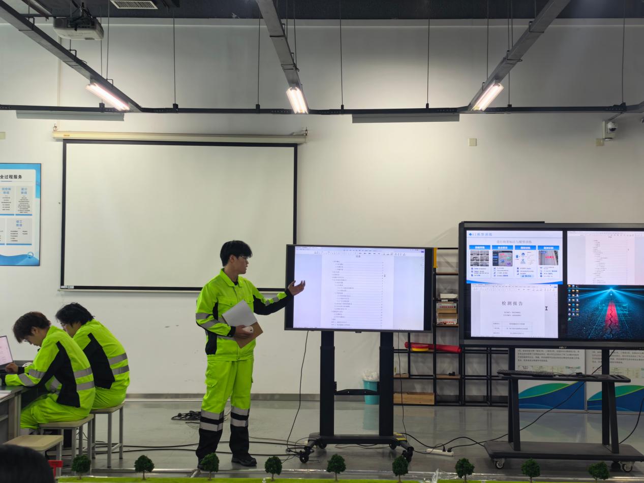 智慧城市学院开展世界职业院校技能大赛赛前模拟演练